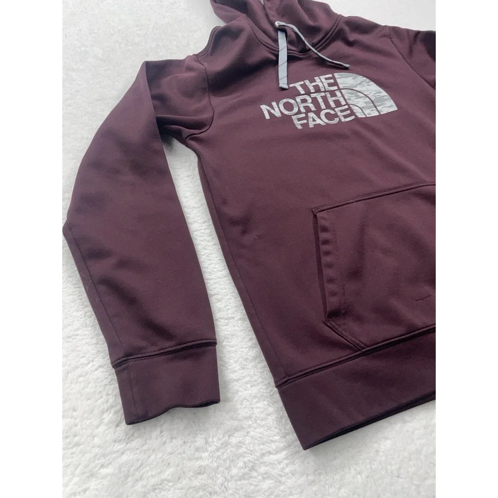 The‎ North Face Mens Burgundy Camo Logo Pullover Fleece Hoodie Maroon S/M
